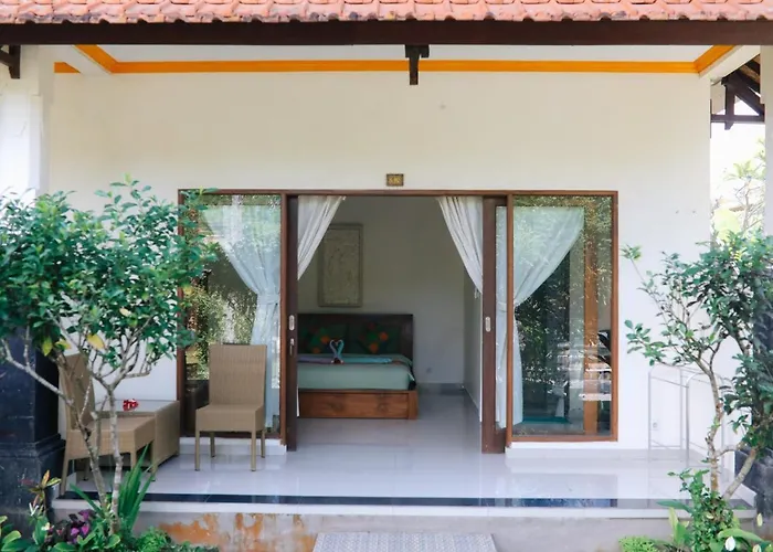 White House Hotel Ubud